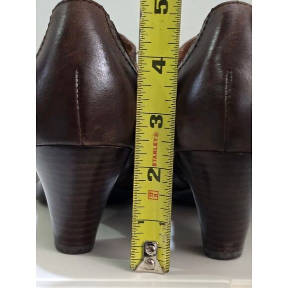 Born Truffle Chakir Leather Bootie Heels Brown Comfort Shoes Women's Size 9 - Picture 9 of 9